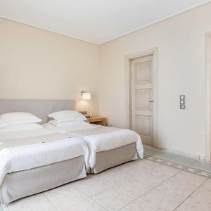 Superior Single Room Garden View